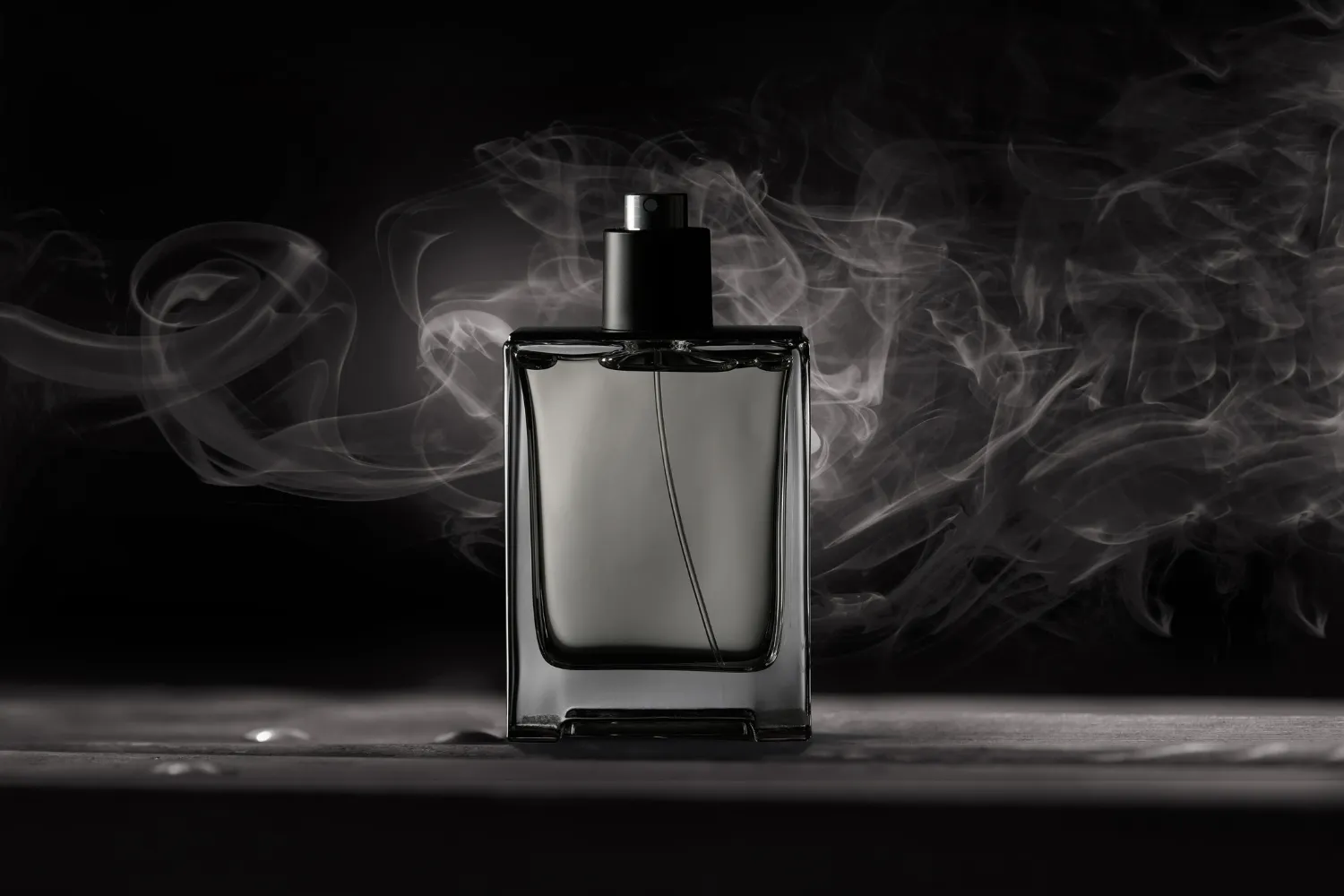Best Summer Fragrances for Men That Turn Heads Fast