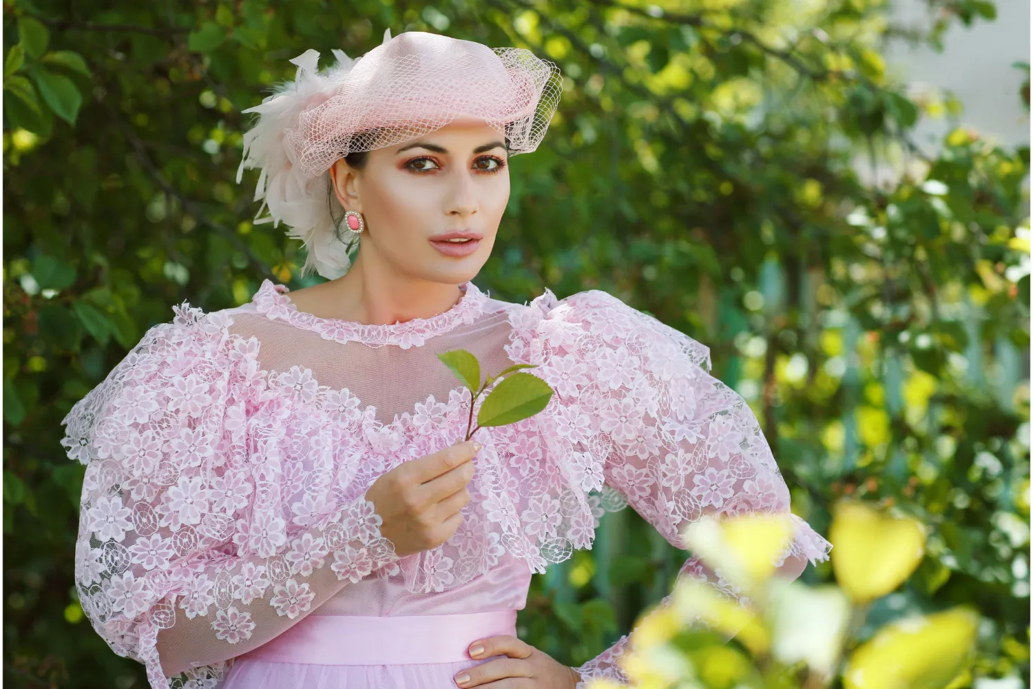 Pink Lace Outfits: Feminine, Flirty, and Uniquely Stunning