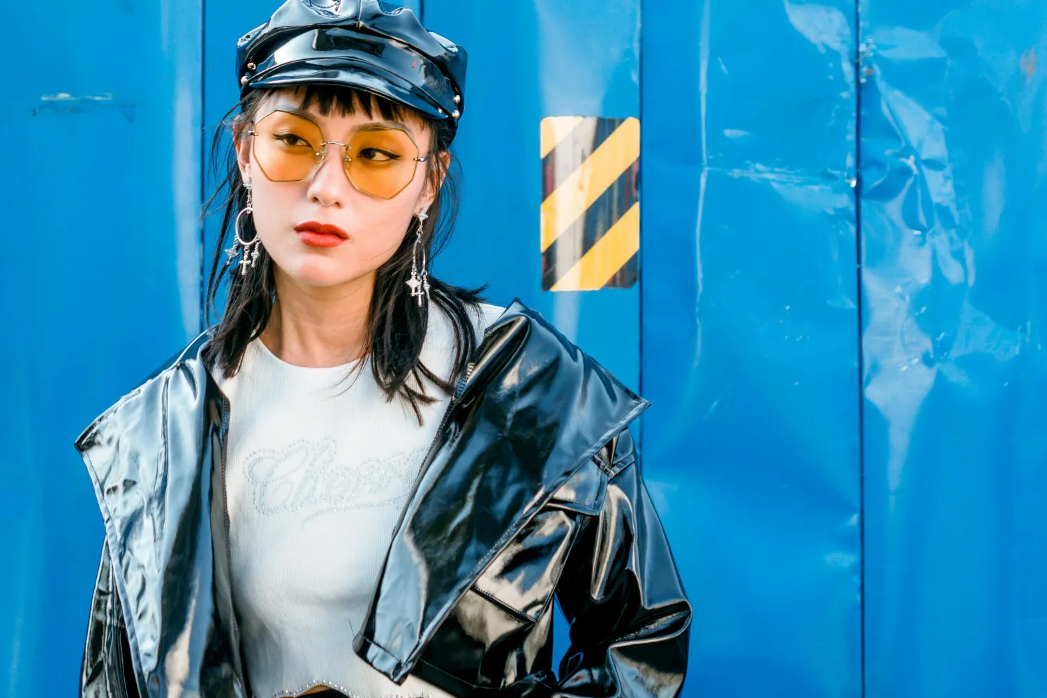 Bold Avant Garde Outfit Ideas to Redefine Your Style