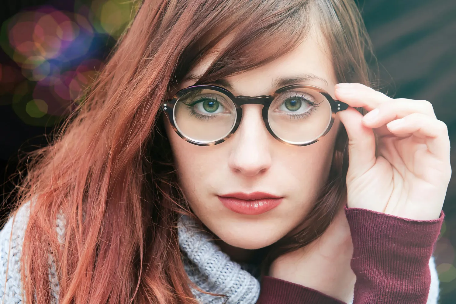 Best Glasses for Oval Face That Highlight Perfect Features