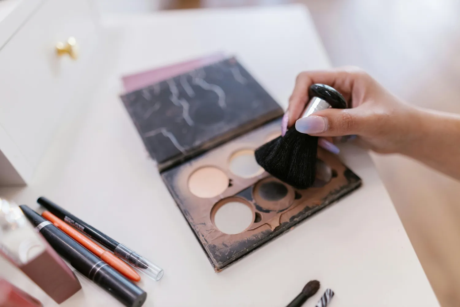Best Full Coverage Foundation for Mature Skin Picks