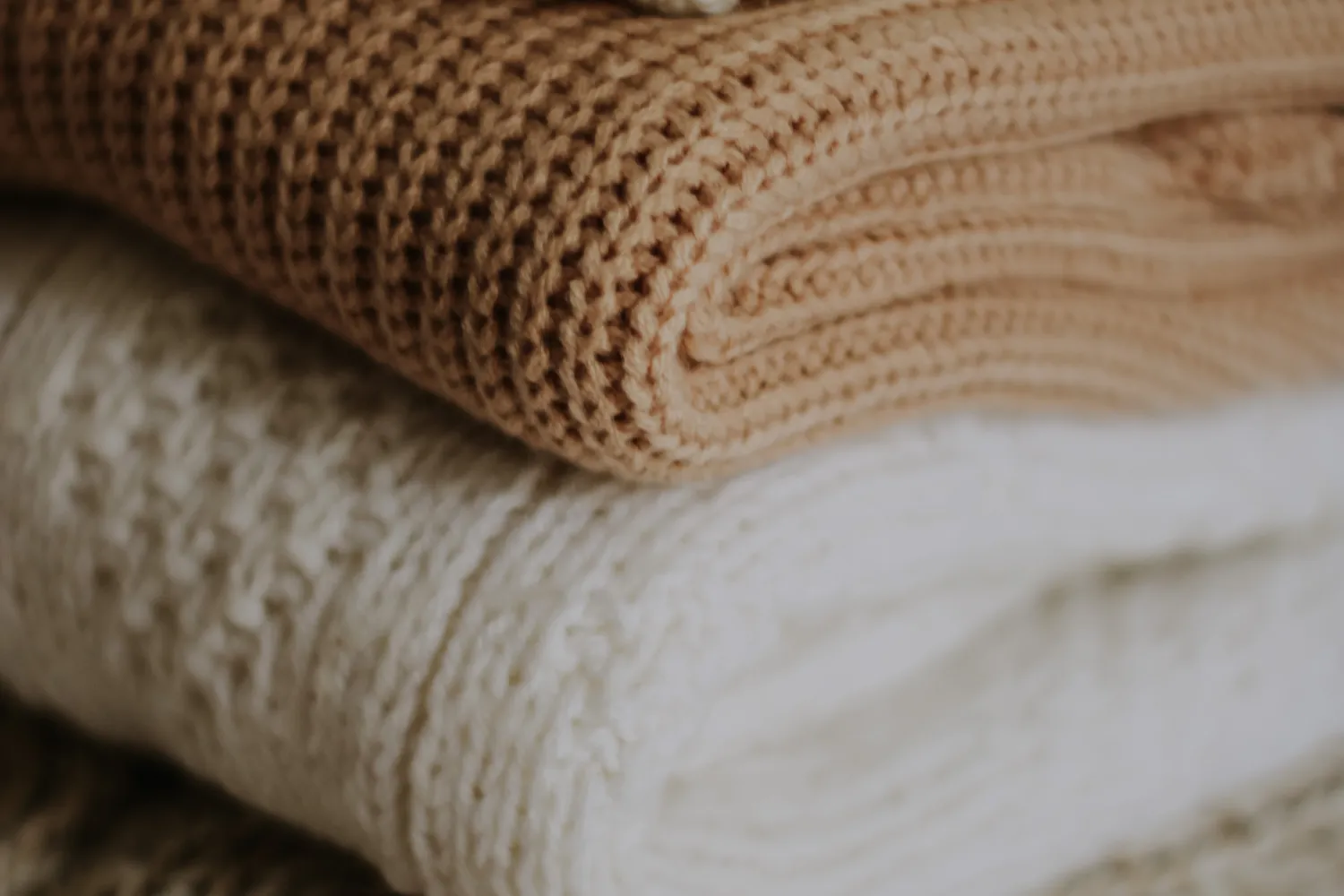 Best Yarn for Baby Blanket That Feels Like a Hug