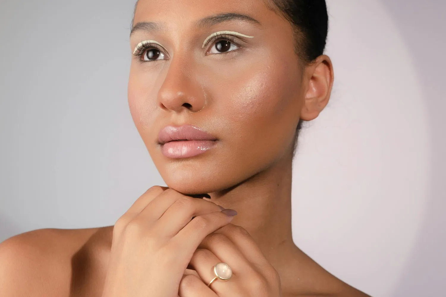 Best Face Primer for Mature Skin That Blurs Fine Lines